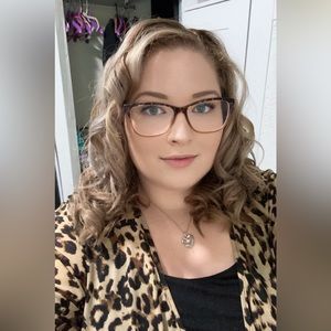 Meet your Posher, Brittney